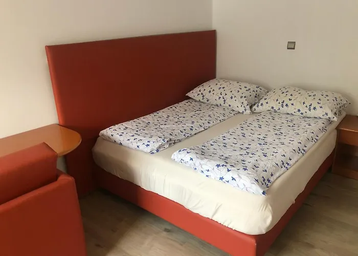 普瑞森仁公寓 3* 布莱德