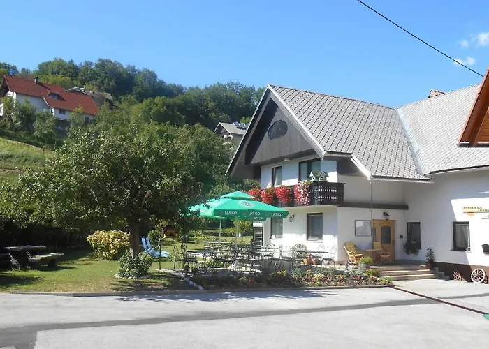 普瑞森仁公寓 3*