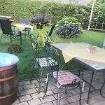 Hiša za goste & Preseren 3*