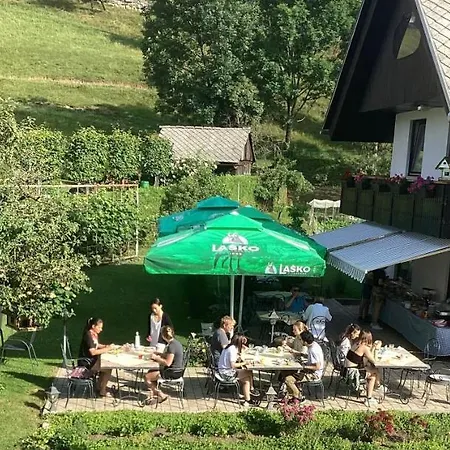 & Preseren בית הארחה