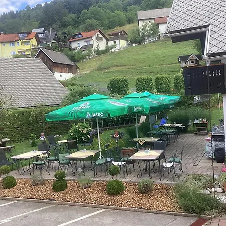 בית הארחה & Preseren