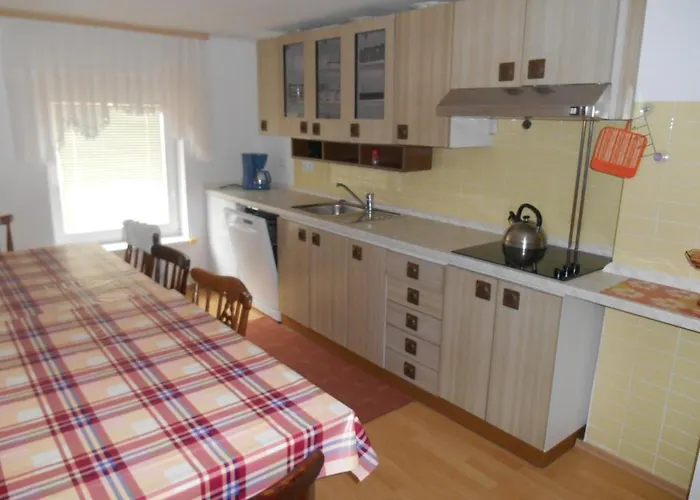 & Preseren Hiša za goste 3*